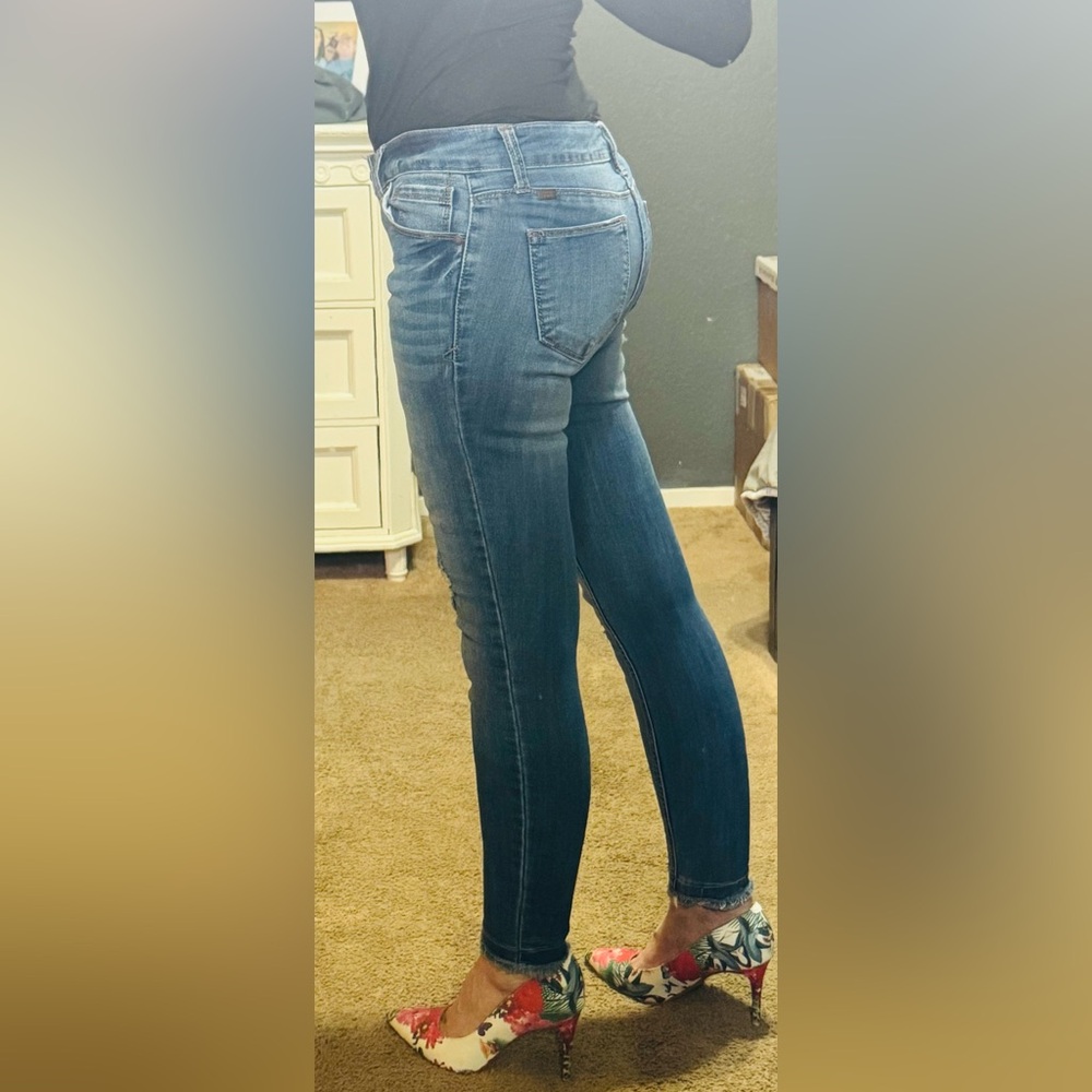 1822 Denim Women's Dark Blue Skinny Jeans